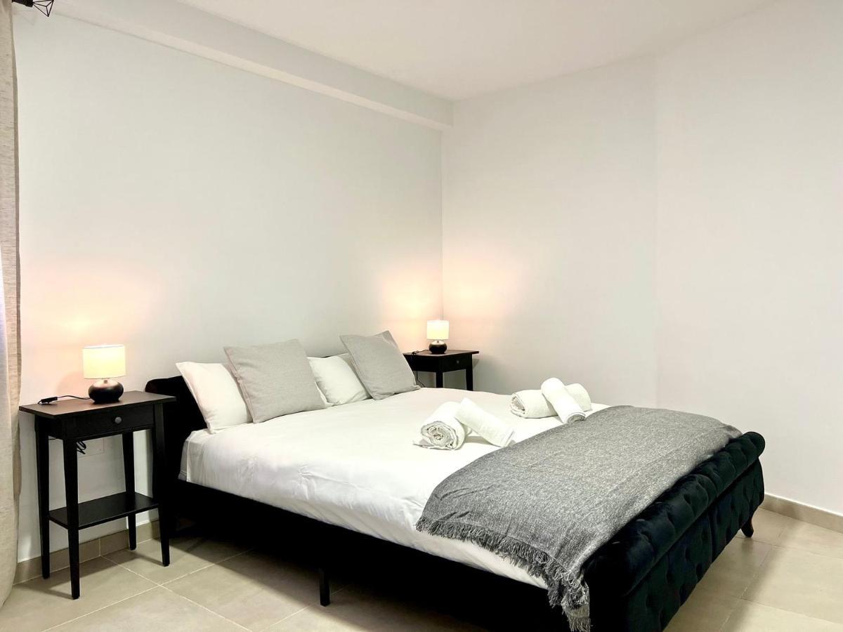 מאלגה Scala & Balcony By Ele Apartments מראה חיצוני תמונה
